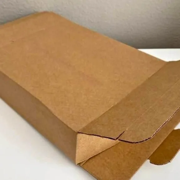 Set of 200 Commercial shipping boxs 12x10x3 very high quality Cardboard boxs - Picture 2 of 3